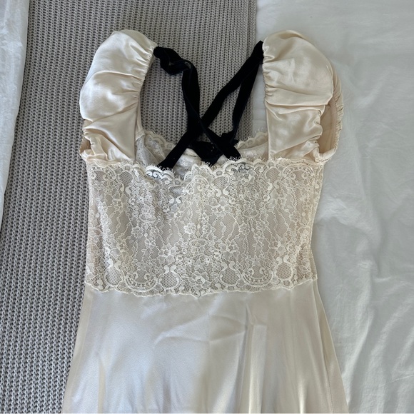 Doen Sabrina Dress ~ candlelight - Picture 12 of 13